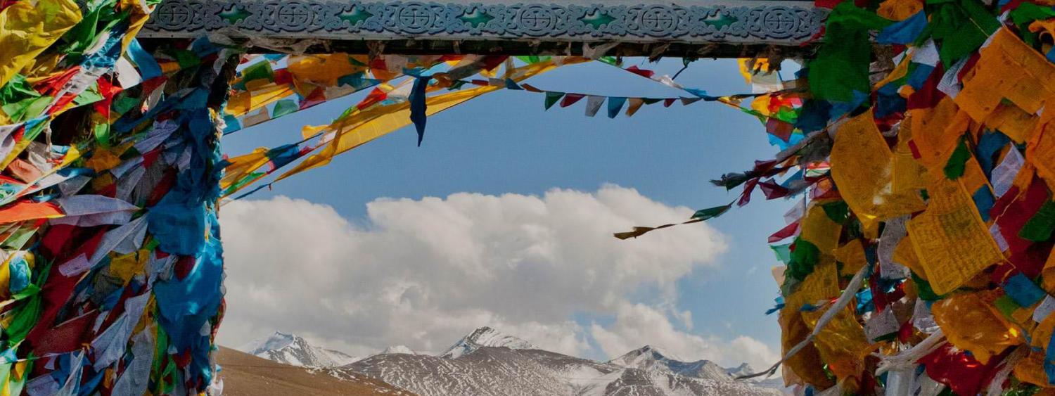 tibet prayer flags